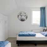 8 - Persoons Family Holiday home