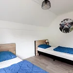 Holiday home 8 - Persoons Family *