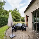 8 - Persoons Family Holiday home