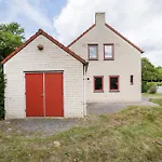 Holiday home 8 - Persoons Family