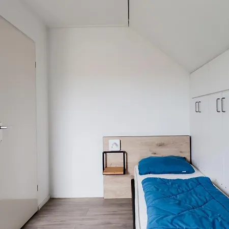 8 - Persoons Family Holiday home Ewijk