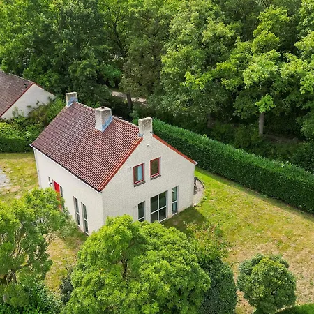 Holiday home 8 - Persoons Family