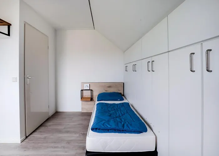 Holiday home 8 - Persoons Family