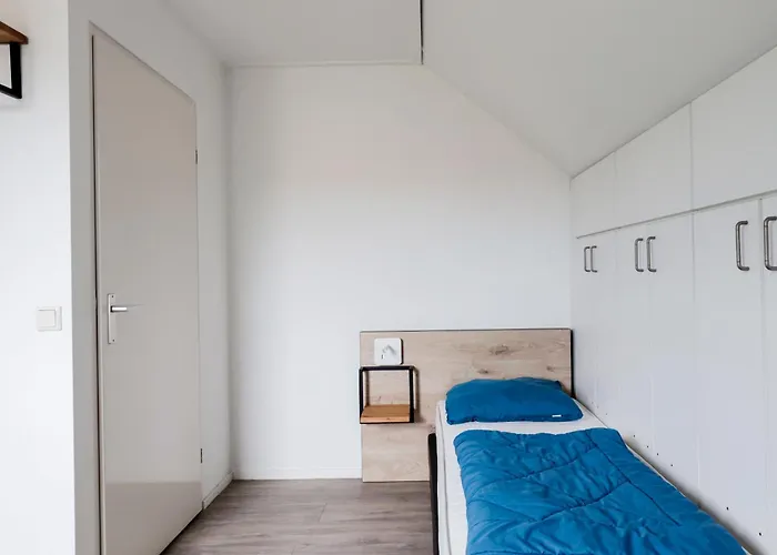 8 - Persoons Family Holiday home Ewijk