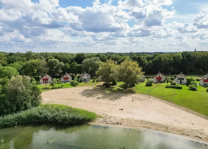 8 - Persoons Family Holiday home *